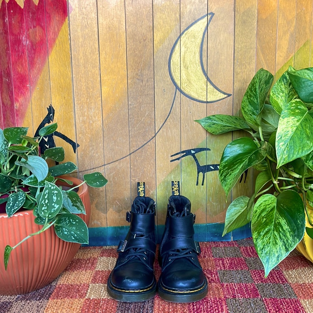 Kids Dr. Martens black buckles zippers EUC ***FINAL PRICE DROP ***